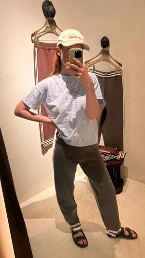Bonnie Wright OnlyFans Leaked Free Thumbnail Picture - #iUJ38Q2CSZ