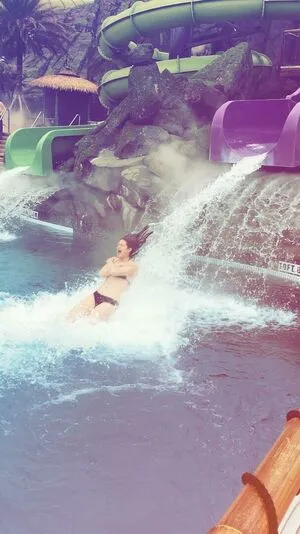 Bonnie Wright OnlyFans Leaked Free Thumbnail Picture - #ooMZXTP9T3