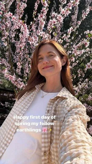 Bonnie Wright OnlyFans Leaked Free Thumbnail Picture - #yyj8S7Ujub