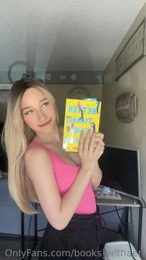 Books Withaeri OnlyFans Leaked Free Thumbnail Picture - #L9AKDxAmdG