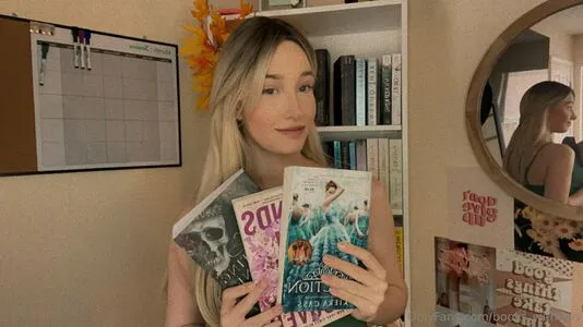 Books Withaeri OnlyFans Leaked Free Thumbnail Picture - #ex7GJ9VH7f