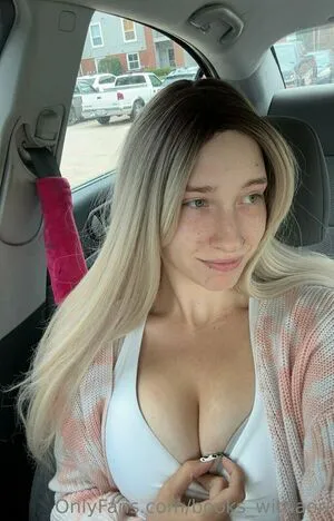 Books Withaeri OnlyFans Leaked Free Thumbnail Picture - #zMOqniZ3Zw