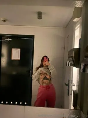 Bootlega Veneta OnlyFans Leaked Free Thumbnail Picture - #VmgoGw2tWi