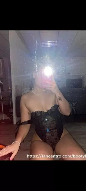 Bootylunaa OnlyFans Leaked Free Thumbnail Picture - #1FwFkugVPS