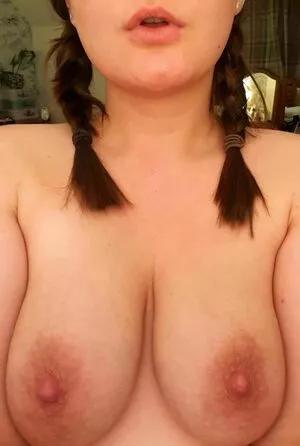 bored_english_wife OnlyFans Leaked Free Thumbnail Picture - #kO9RAjrh51