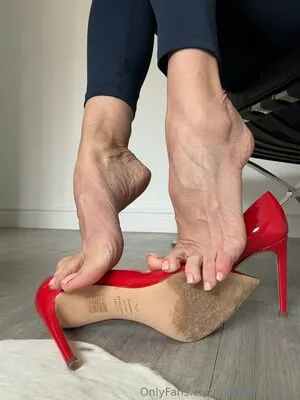 Bornroyal Feet OnlyFans Leaked Free Thumbnail Picture - #kyc2kT0f6r