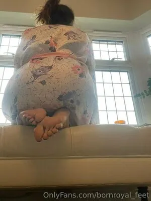 Bornroyal Feet OnlyFans Leaked Free Thumbnail Picture - #pTswXwqBu5