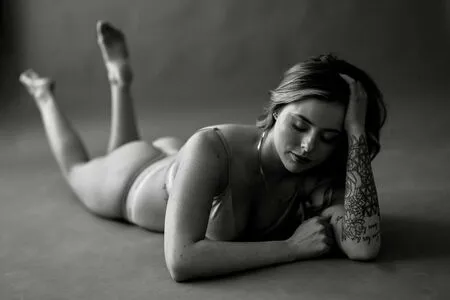 Boudoir OnlyFans Leaked Free Thumbnail Picture - #697NLn8HZ6