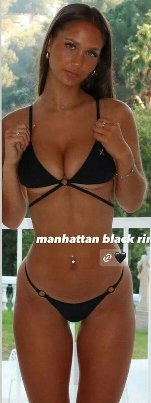 Boutinela Babes OnlyFans Leaked Free Thumbnail Picture - #AIBuYzmbTo