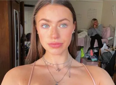 Boutinela Babes OnlyFans Leaked Free Thumbnail Picture - #UsXFn58rda