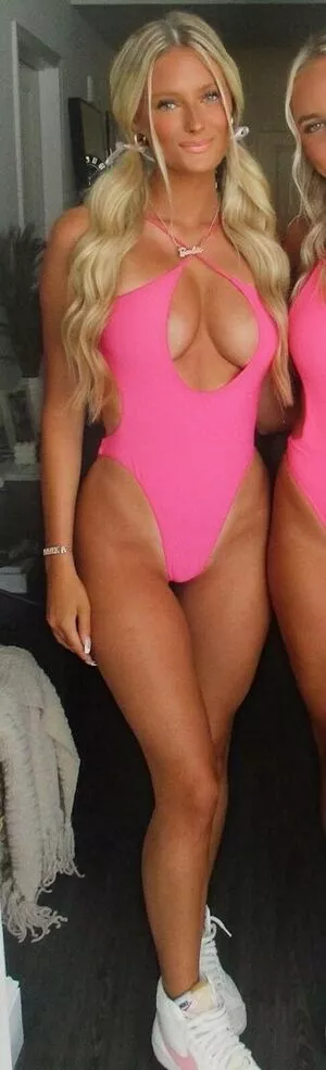 Boutinela Babes OnlyFans Leaked Free Thumbnail Picture - #W1SYw594Ay