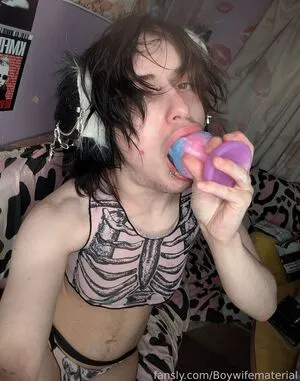 Boywifematerial OnlyFans Leaked Free Thumbnail Picture - #z1djaKqEJw