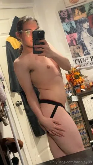 Bradley39 OnlyFans Leaked Free Thumbnail Picture - #3FxKrQlIYF