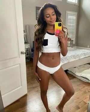 Brandi Rhodes OnlyFans Leaked Free Thumbnail Picture - #CzHnfdTSYA