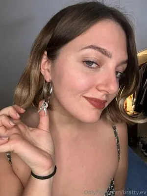 Bratty Ev OnlyFans Leaked Free Thumbnail Picture - #71lgasVQa2