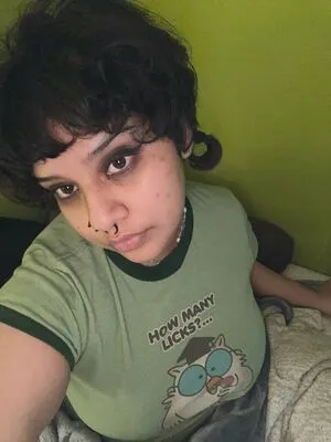 Brattyemi OnlyFans Leaked Free Thumbnail Picture - #07aSngmyYu