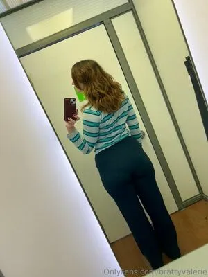 Brattyvalerie OnlyFans Leaked Free Thumbnail Picture - #GAstFpf69I
