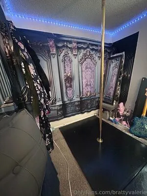 Brattyvalerie OnlyFans Leaked Free Thumbnail Picture - #tEvz6XN8vj