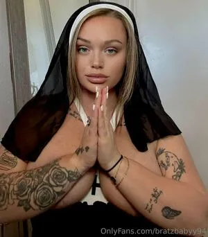 Bratzbabyy94 OnlyFans Leaked Free Thumbnail Picture - #0Tvzx1YqCG
