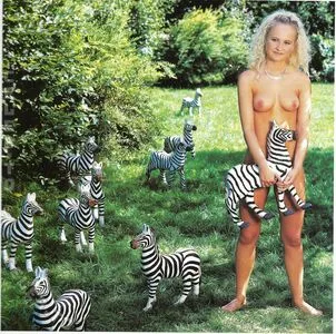 Bravo Dr Sommer Bodycheck OnlyFans Leaked Free Thumbnail Picture - #NGtoXIDJr3