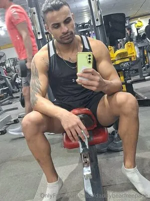 Brazildaddybearfreepage OnlyFans Leaked Free Thumbnail Picture - #fJ887Fa2u2