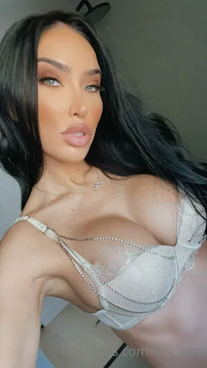 Bre Tiesi OnlyFans Leaked Free Thumbnail Picture - #3WG7K9jeSl