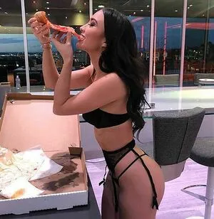 Bre Tiesi OnlyFans Leaked Free Thumbnail Picture - #LAP9JglIWT