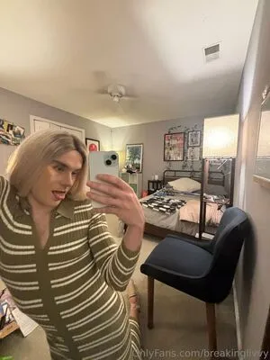 Breakinglivvy OnlyFans Leaked Free Thumbnail Picture - #8L7dunyGSK