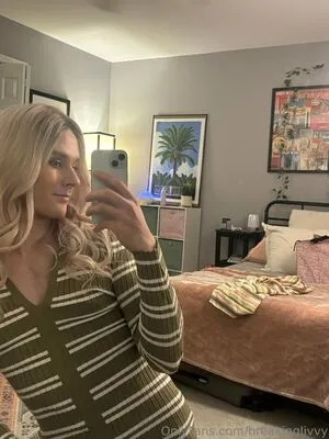 Breakinglivvy OnlyFans Leaked Free Thumbnail Picture - #YWym7ujv74