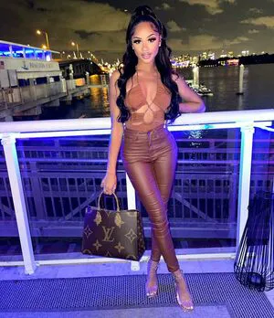 Breann Llewelyn OnlyFans Leaked Free Thumbnail Picture - #6dbHWrDy17