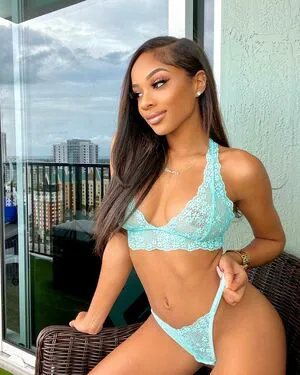 Breann Llewelyn OnlyFans Leaked Free Thumbnail Picture - #TyJiZB7OaD