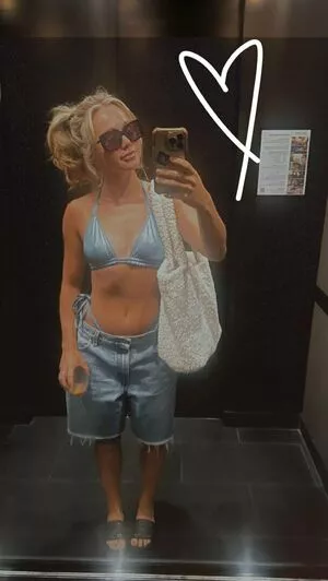 Brec Bassinger OnlyFans Leaked Free Thumbnail Picture - #Dfh1ByZTdB