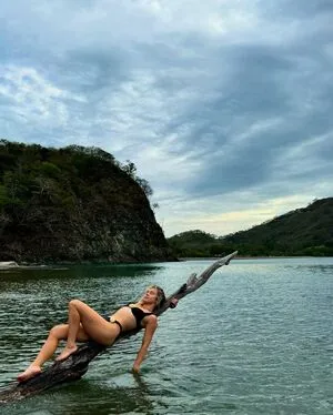 Brec Bassinger OnlyFans Leaked Free Thumbnail Picture - #pCjtjpY9l8