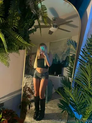 Breebby J OnlyFans Leaked Free Thumbnail Picture - #X8m5dEcnT3