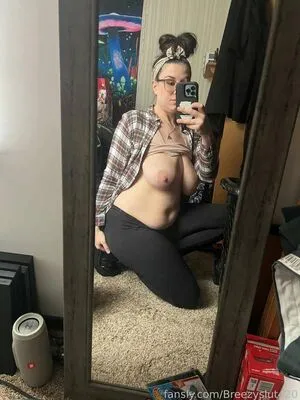 Breezy Babe OnlyFans Leaked Free Thumbnail Picture - #HoJRMuPywr