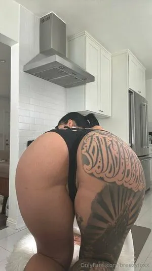 Breezy Foxx OnlyFans Leaked Free Thumbnail Picture - #cE59hT9IRv