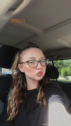 Breezyfbaby23 OnlyFans Leaked Free Thumbnail Picture - #4A9nJf7n53