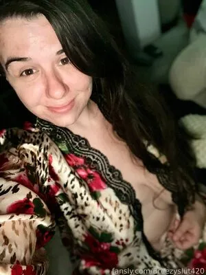 Breezyslut420 OnlyFans Leaked Free Thumbnail Picture - #B5qnVoPox9