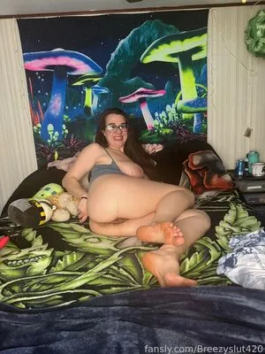 Breezyslut420 OnlyFans Leaked Free Thumbnail Picture - #JxrFln4ak7