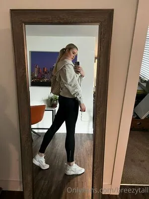 Breezytall OnlyFans Leaked Free Thumbnail Picture - #3FQJp7idUm