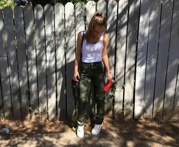 Brenna Winters OnlyFans Leaked Free Thumbnail Picture - #6ZHgdwMim4