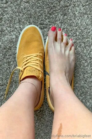 Briabigfeet OnlyFans Leaked Free Thumbnail Picture - #sLNyzhz355