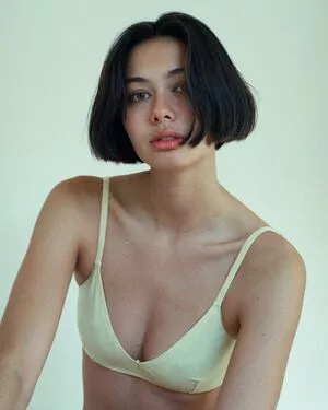 Bridget Gao Hollitt OnlyFans Leaked Free Thumbnail Picture - #JoUnL4rasn