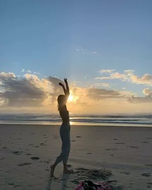 Bridget Gao Hollitt OnlyFans Leaked Free Thumbnail Picture - #RegOYn5lo3
