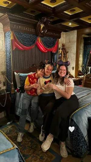 Brie Larson OnlyFans Leaked Free Thumbnail Picture - #RASeUne18y