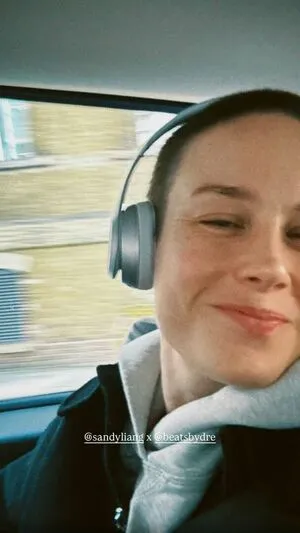 Brie Larson OnlyFans Leaked Free Thumbnail Picture - #asNSua4dNs