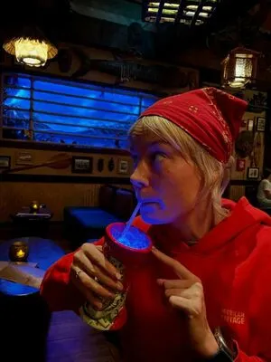 Brie Larson OnlyFans Leaked Free Thumbnail Picture - #lMb9M4Gj19