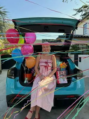 Brie Larson OnlyFans Leaked Free Thumbnail Picture - #tTG3FyotVn