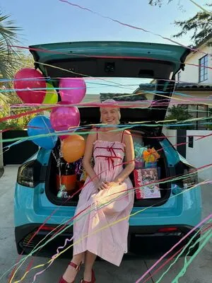 Brie Larson OnlyFans Leaked Free Thumbnail Picture - #x10sjpra8Z