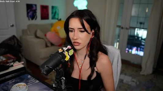 Brieanneroksa OnlyFans Leaked Free Thumbnail Picture - #acrA6GUr38